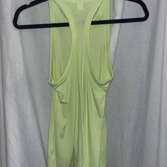 2 Tank Tops - Picture 2 of 3